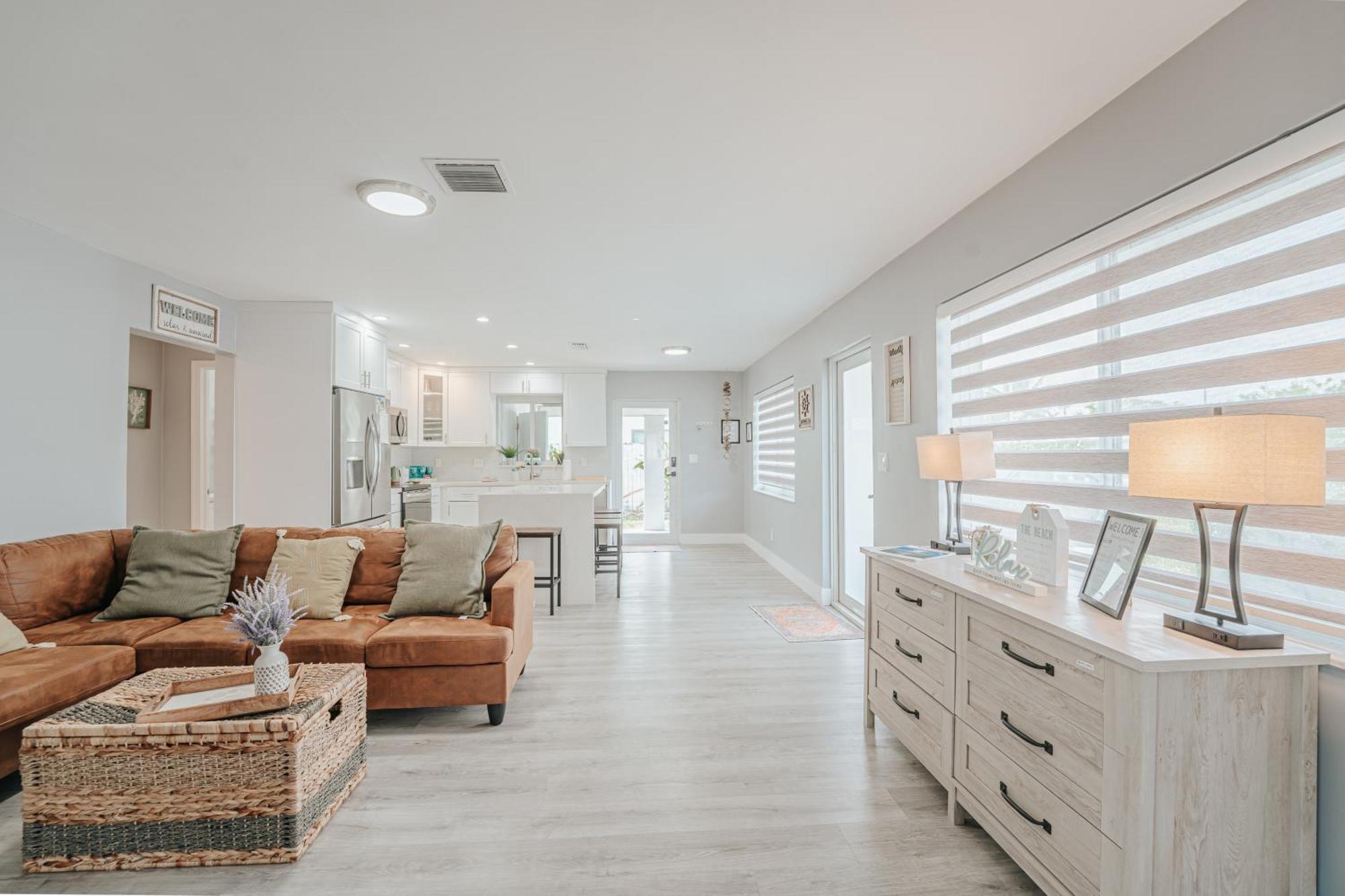 Home With A Pool Close To Beach And Fll Airport Pool Heated October- March Fort Lauderdale Exteriér fotografie