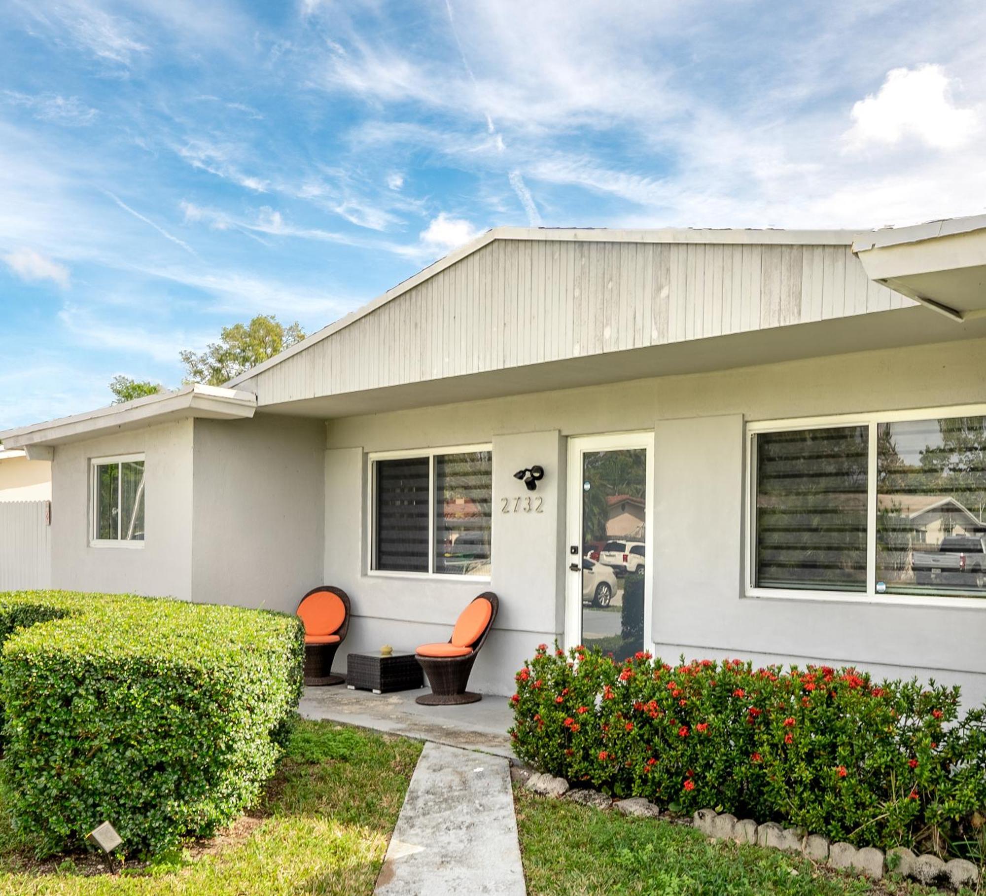 Home With A Pool Close To Beach And Fll Airport Pool Heated October- March Fort Lauderdale Exteriér fotografie